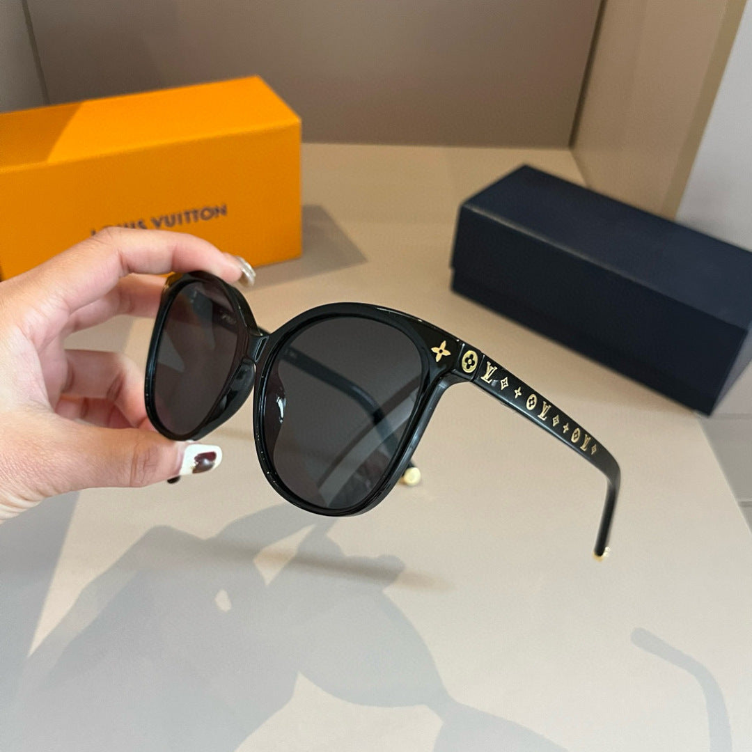 Louis Vuitton Fashion Gold Lens Sunglasses for Men & Women - 398086 - detail image 4