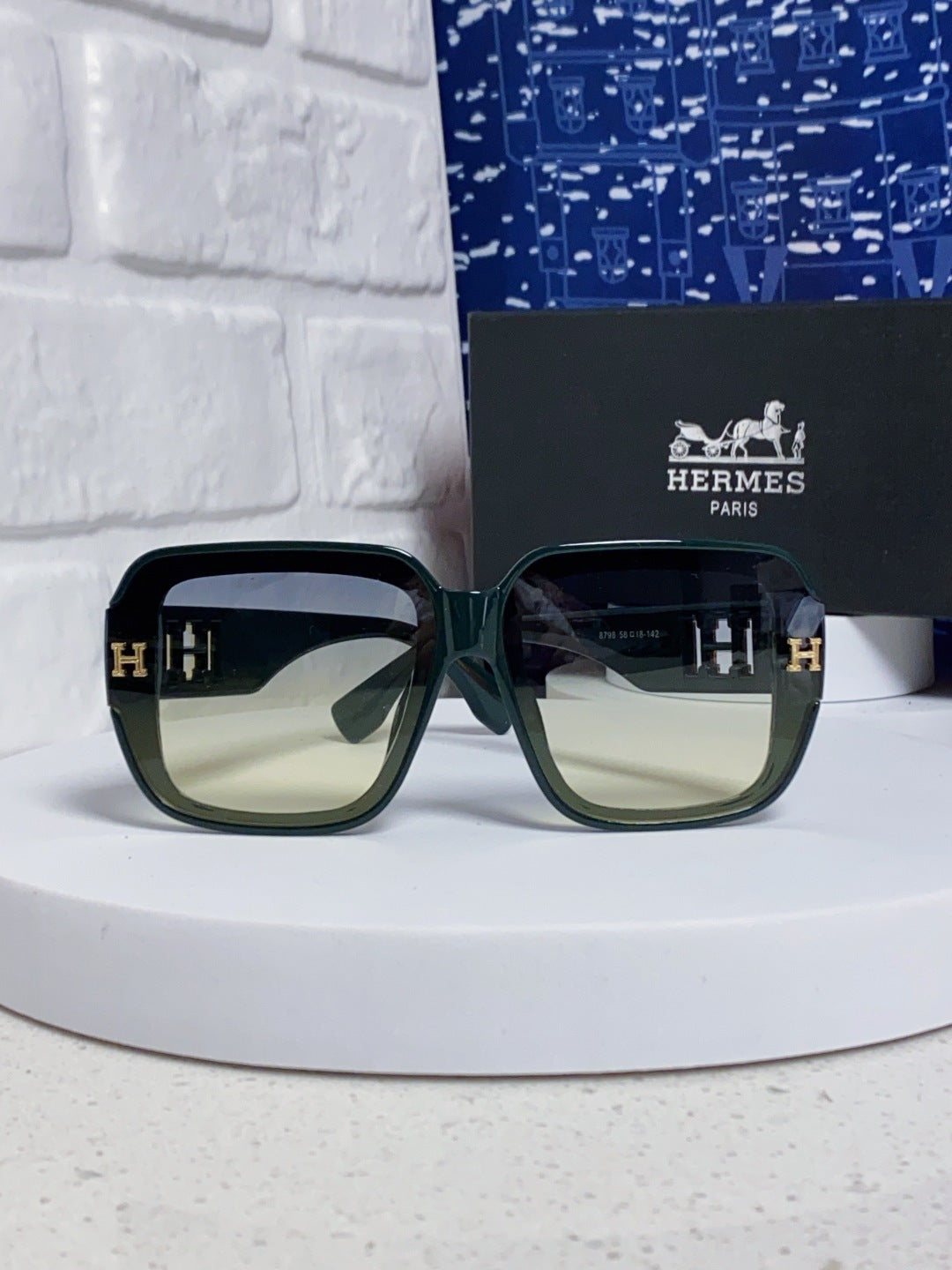 Hermès Square Silver Lens Sunglasses for Men & Women - 466422 - detail image 2