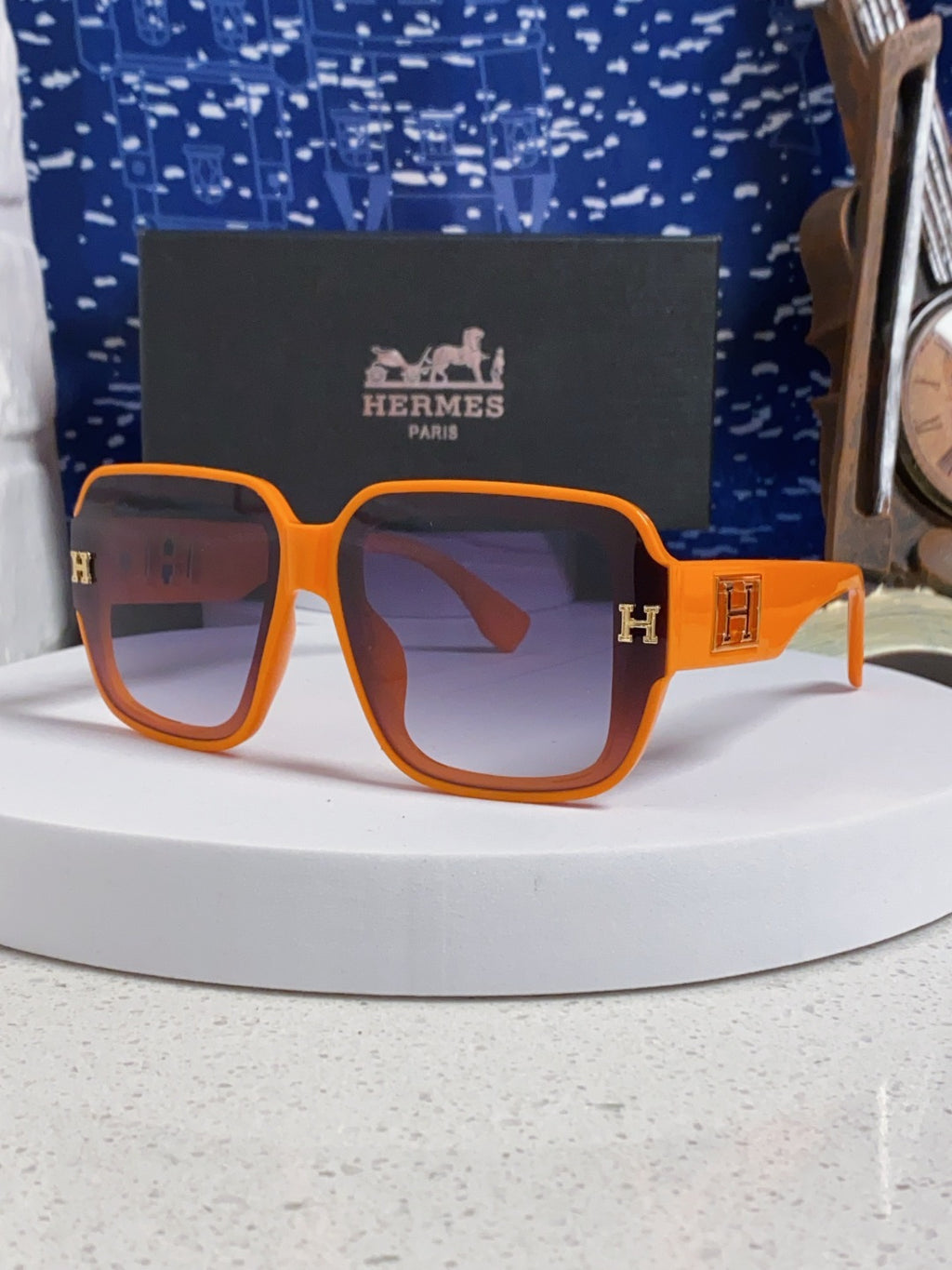 Hermès Square Brown Lens Sunglasses for Men & Women - 466424