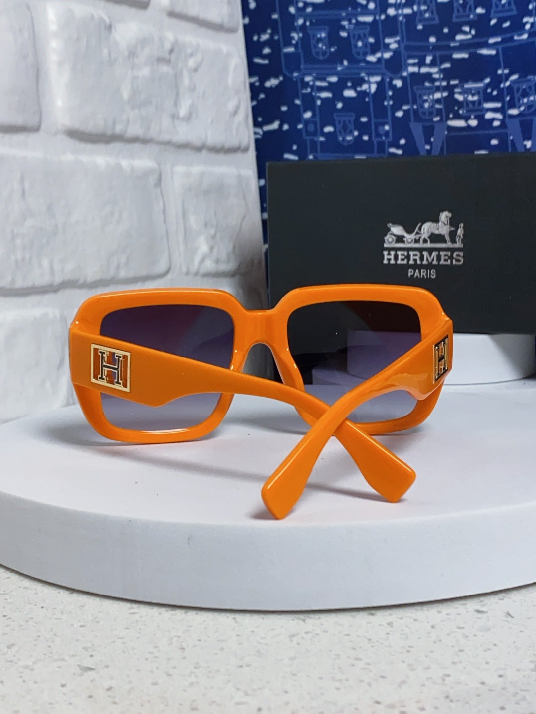 Hermès Square Brown Lens Sunglasses for Men & Women - 466424 - detail image 3