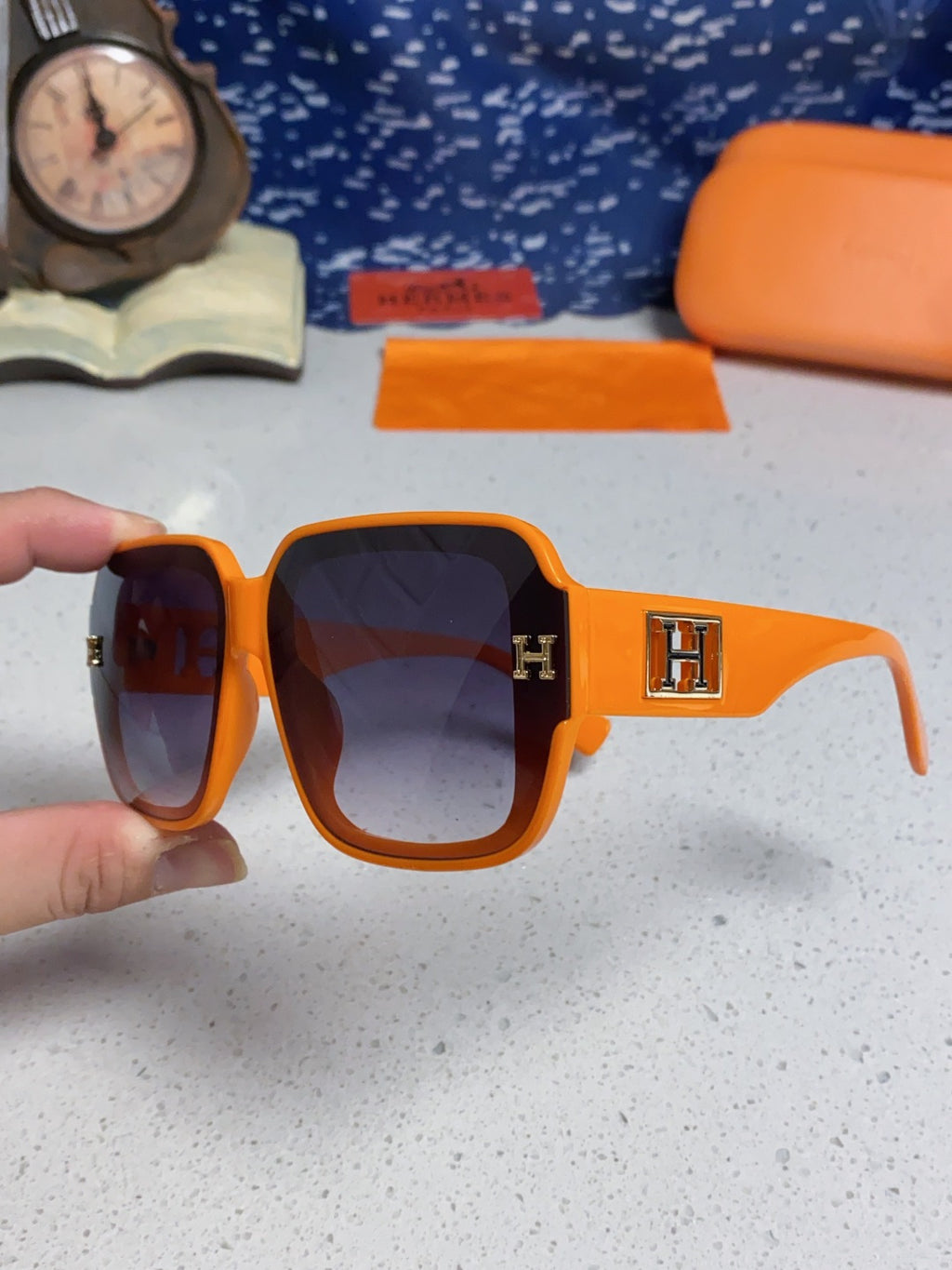 Hermès Square Brown Lens Sunglasses for Men & Women - 466424 - detail image 6