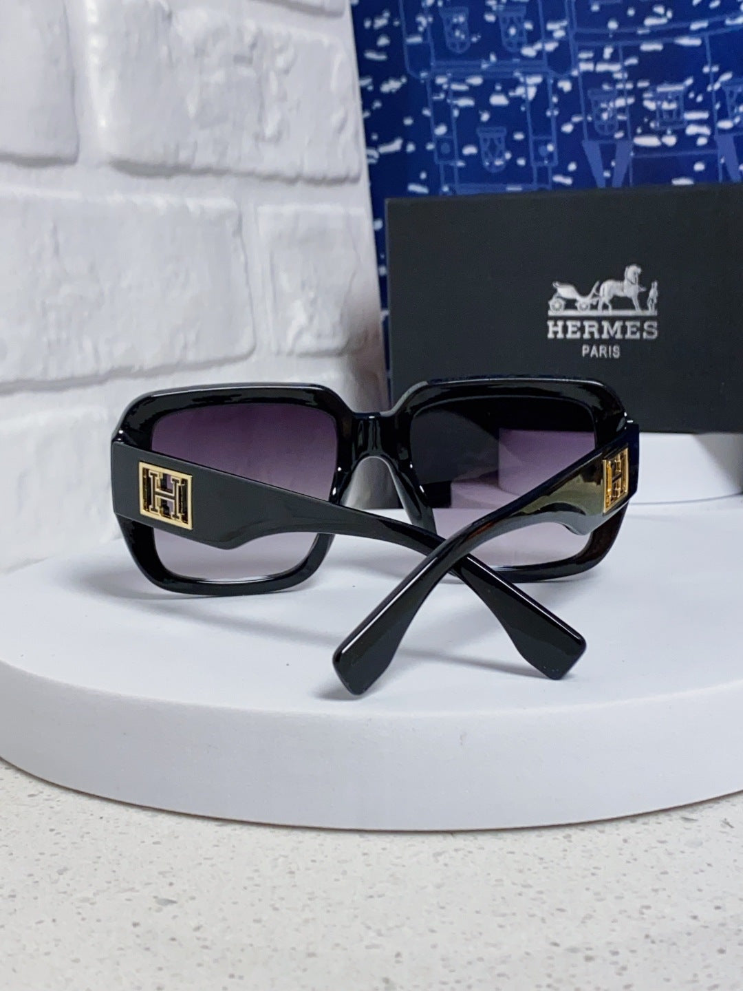 Hermès Square Silver Lens Sunglasses for Men & Women - 466426 - detail image 2