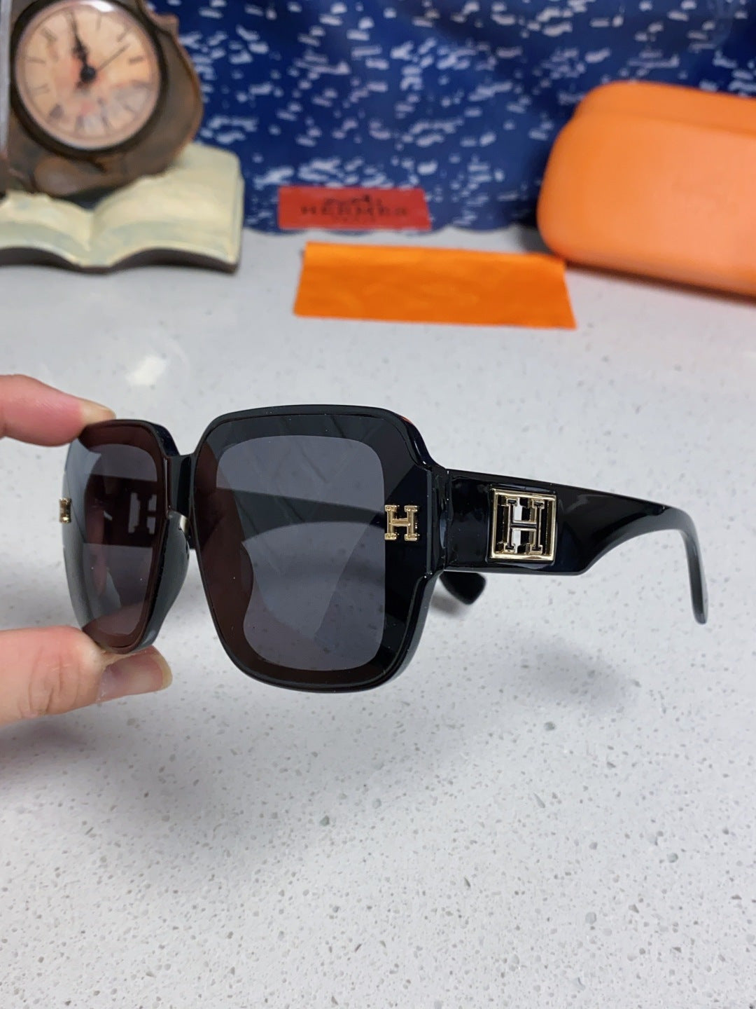 Hermès Square Gray Lens Sunglasses for Men & Women - detail image 6