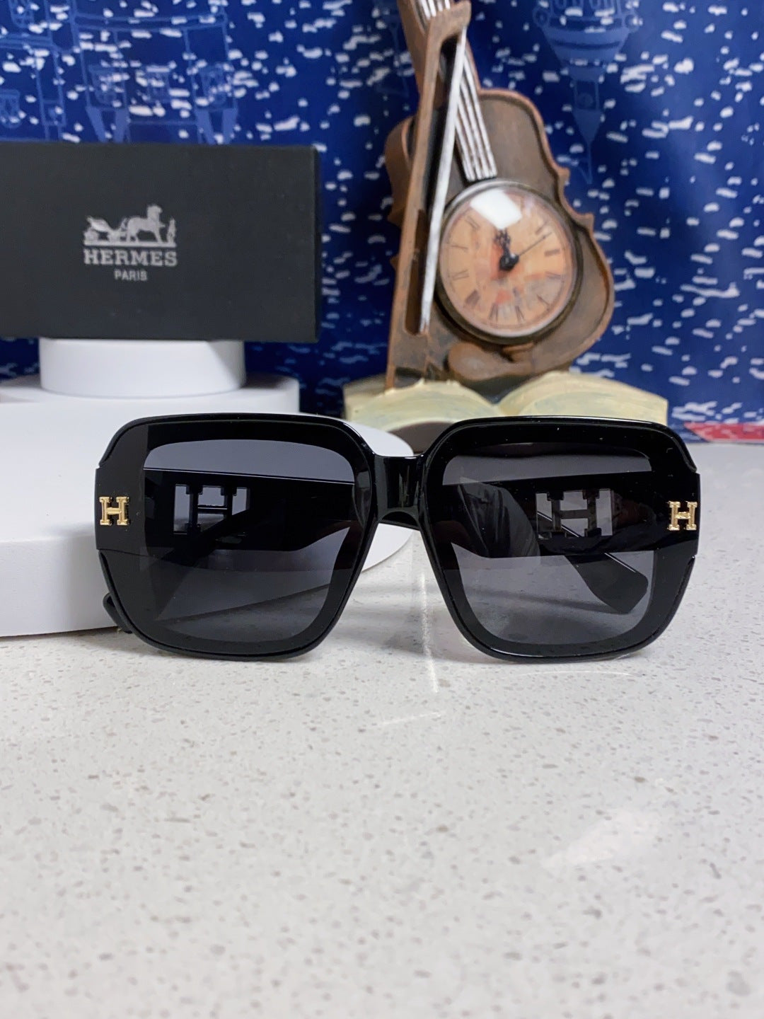 Hermès Square Gray Lens Sunglasses for Men & Women - detail image 8