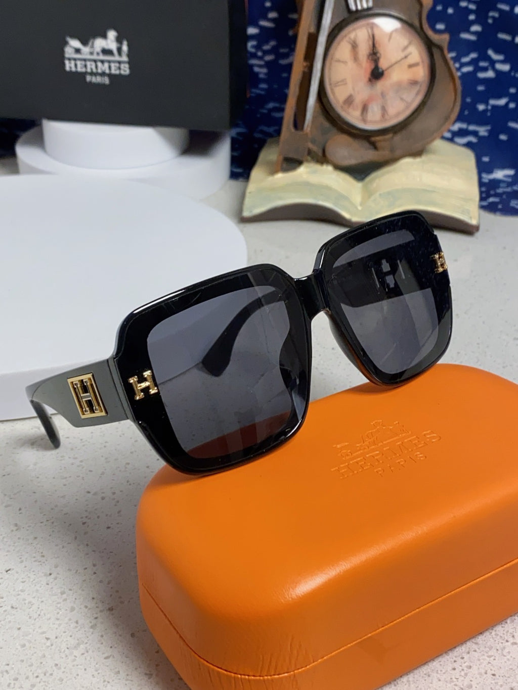 Hermès Square Gray Lens Sunglasses for Men & Women - detail image 9