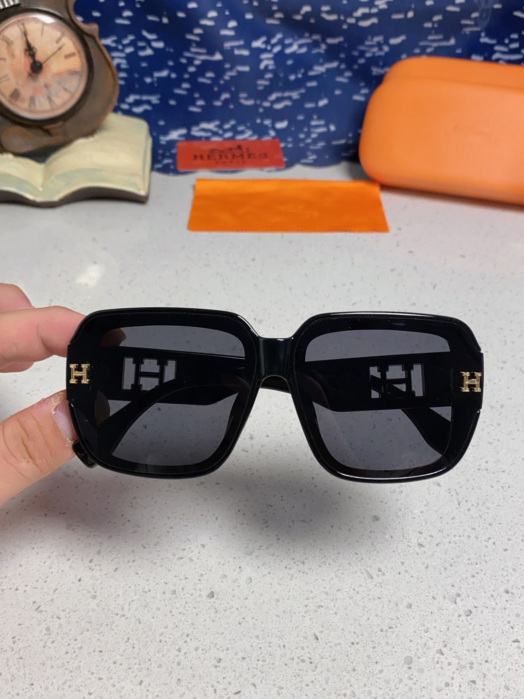 Hermès Square Gray Lens Sunglasses for Men & Women - detail image 4
