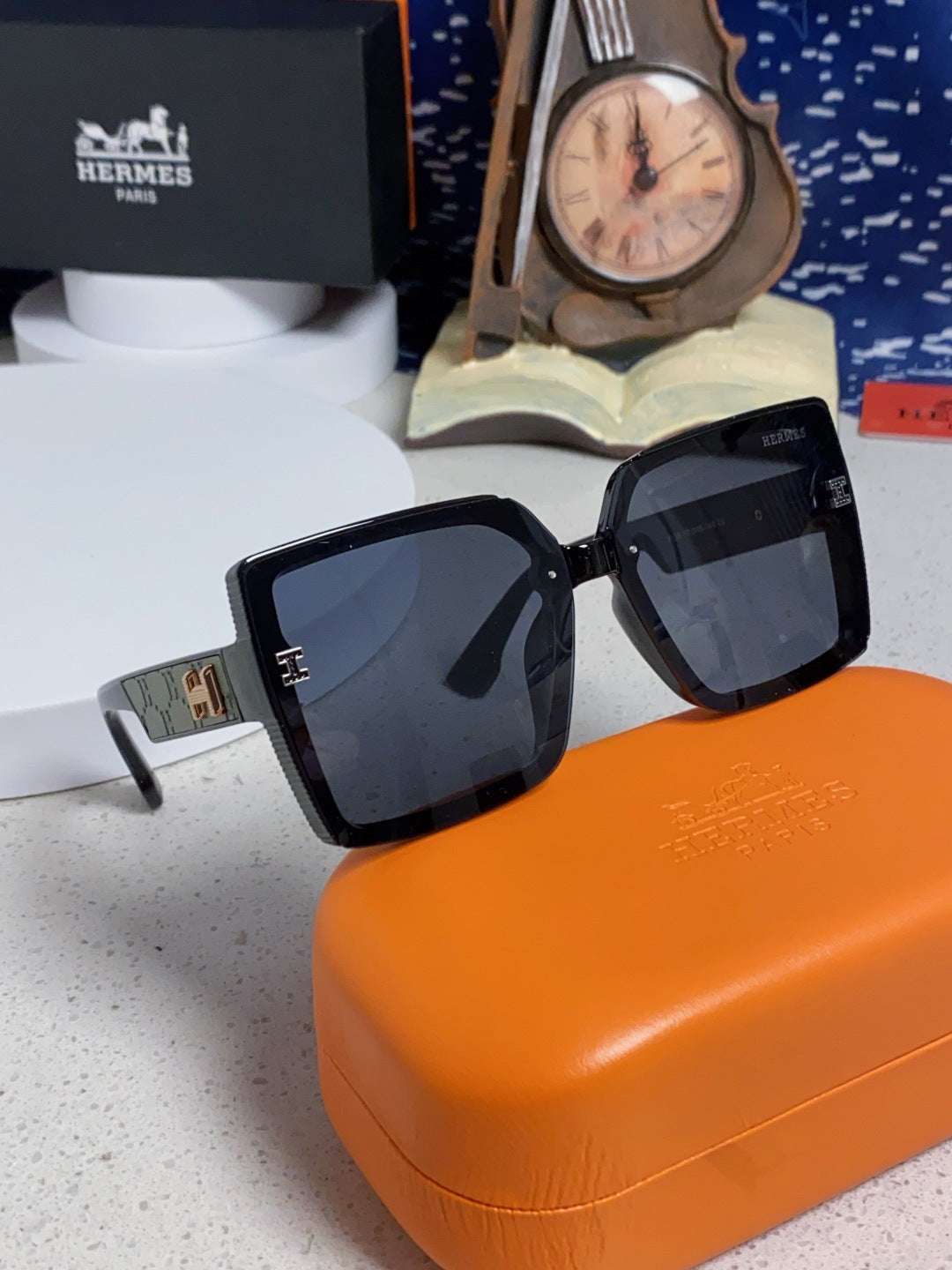 Hermès Square Silver Lens Sunglasses for Women - detail image 10