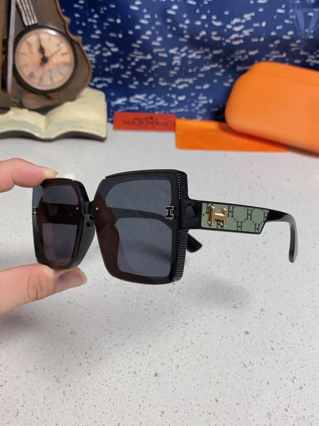 Hermès Square Silver Lens Sunglasses for Women - detail image 6