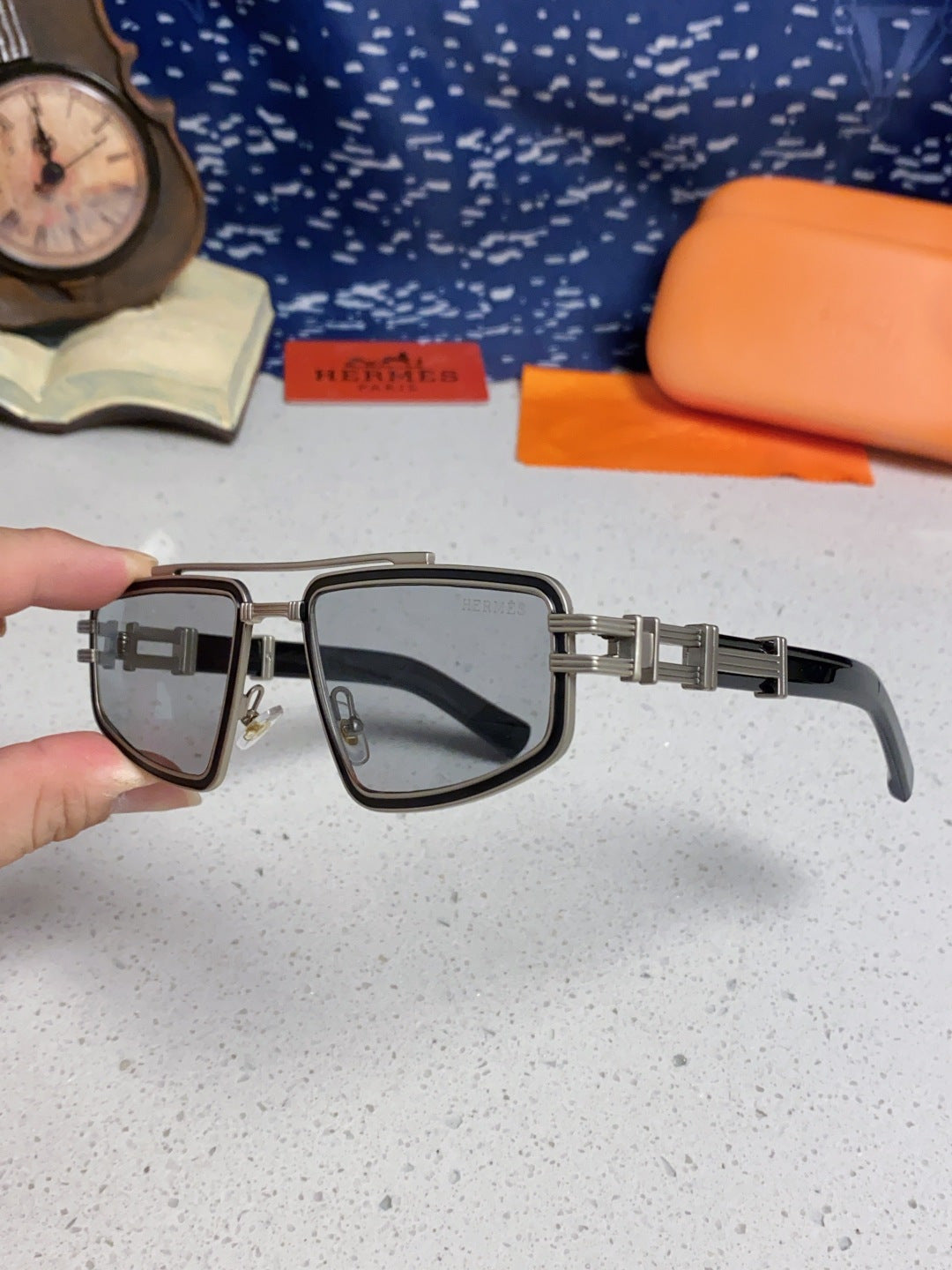 Hermès Fashion Silver Lens Sunglasses for Men & Women - 867266 - detail image 5