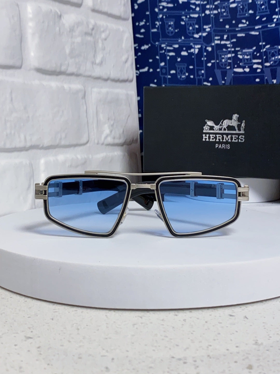 Hermès Fashion Blue Lens Sunglasses for Men & Women - 416527