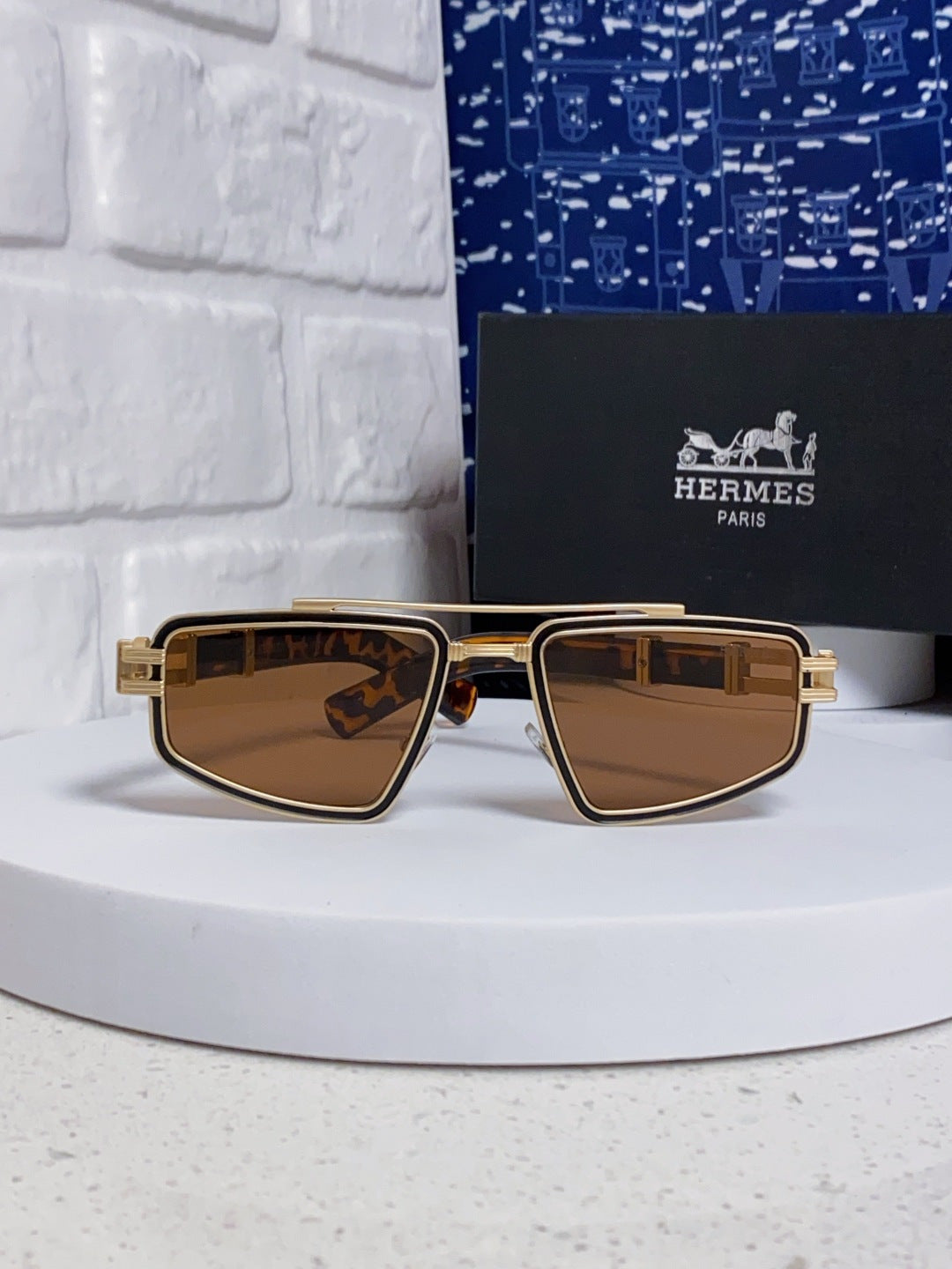 Hermès Fashion Brown Lens Sunglasses for Men & Women - detail image 2