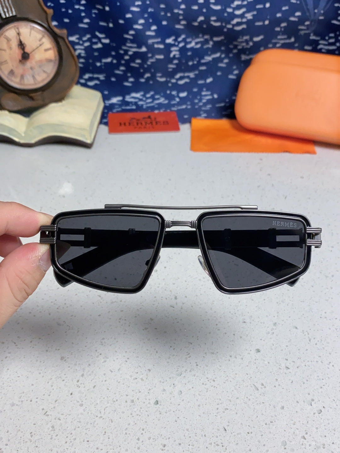 Hermès Fashion Gray Lens Sunglasses for Men & Women - detail image 4