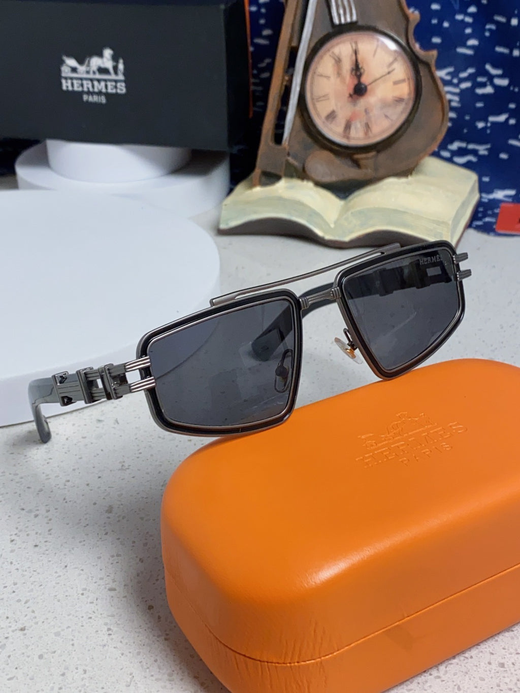 Hermès Fashion Gray Lens Sunglasses for Men & Women - 416530 - detail image 10