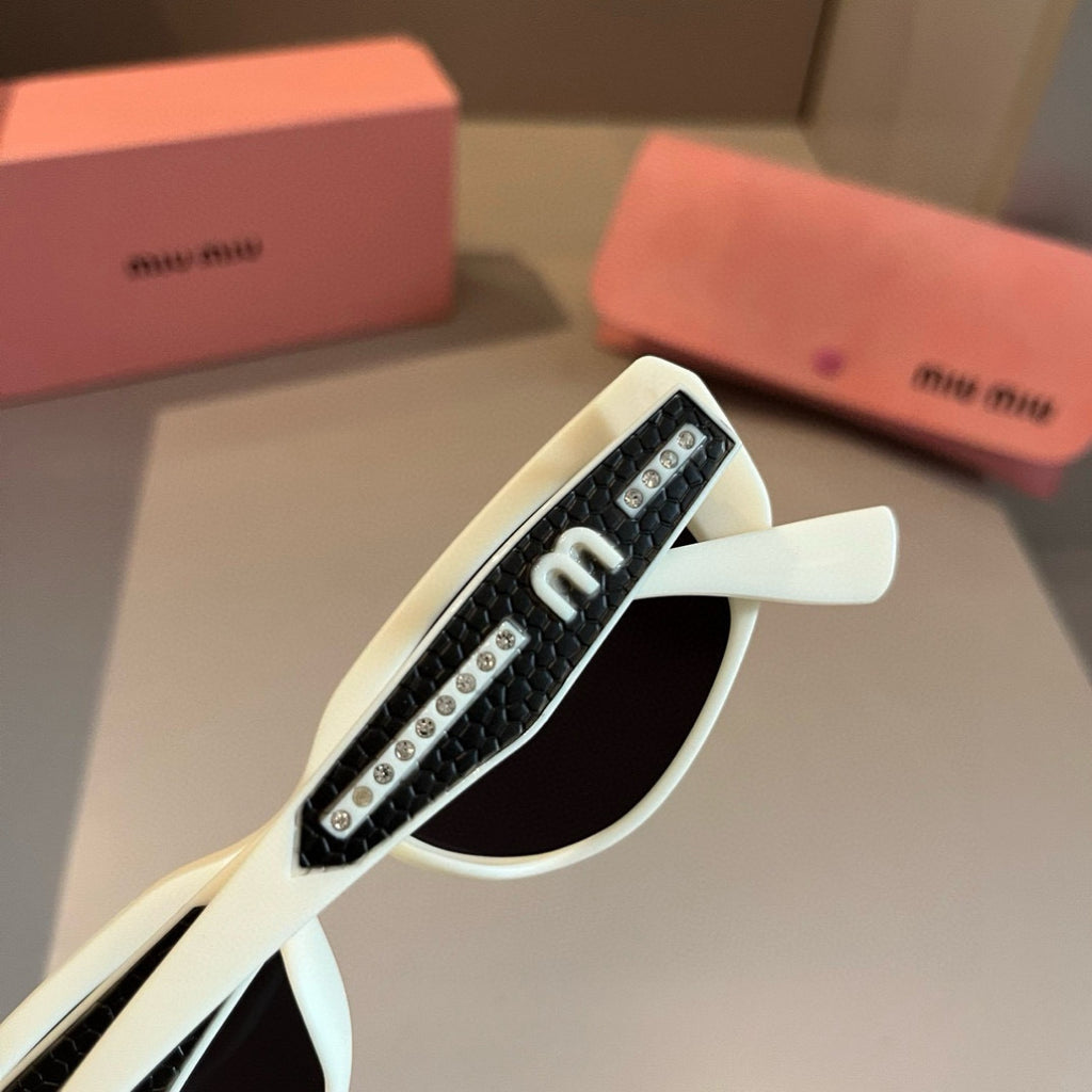 Miu Miu Cat-Eye Gold Lens Sunglasses for Men & Women - 416241 - detail image 6