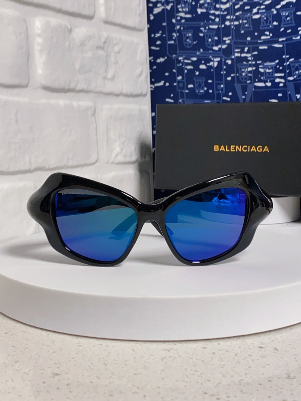 Balenciaga Oversized Blue Lens Sunglasses for Women - detail image 2