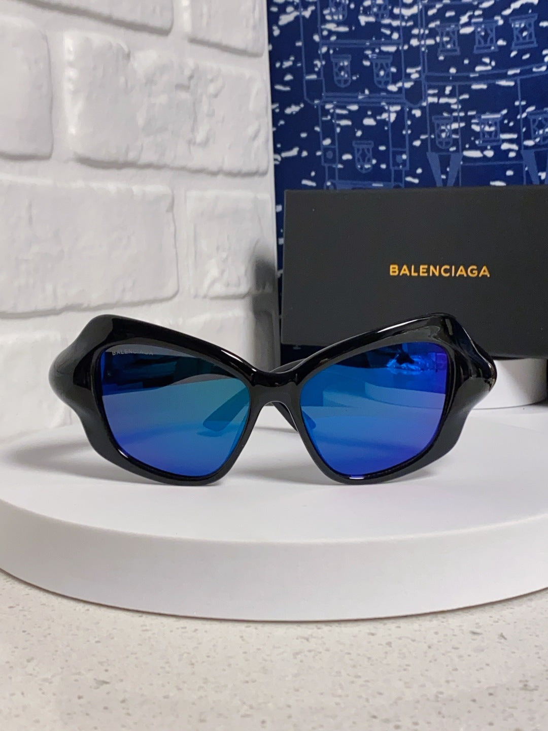 Balenciaga Oversized Blue Lens Sunglasses for Women - detail image 2