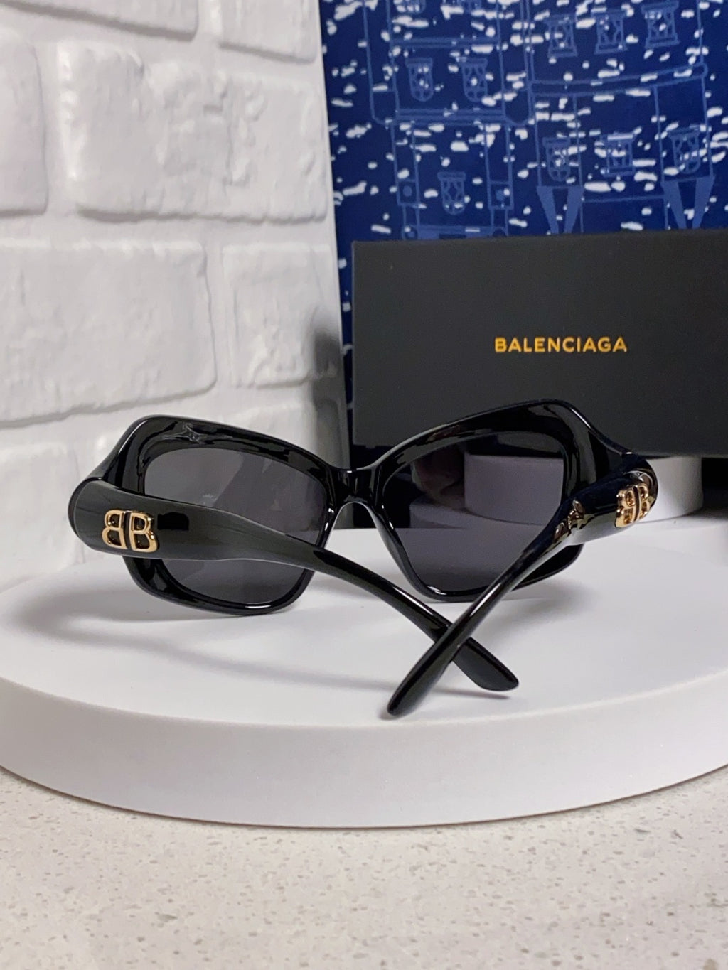 Balenciaga Oversized Blue Lens Sunglasses for Women - 432528 - detail image 3