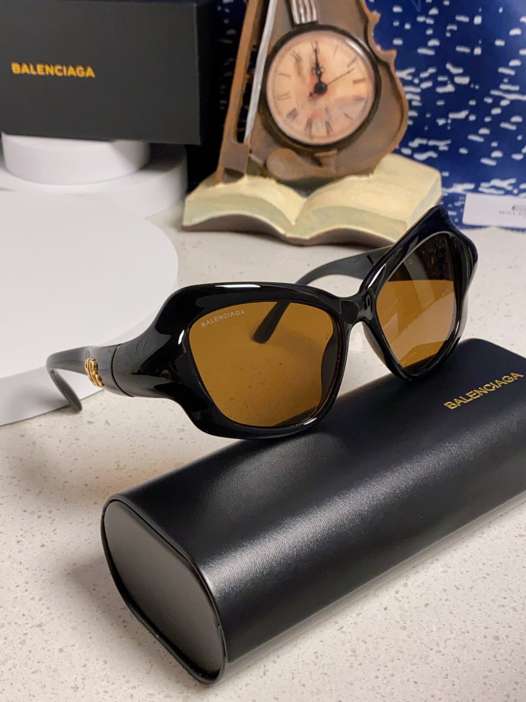Balenciaga Oversized Brown Lens Sunglasses for Women - 432532 - detail image 10
