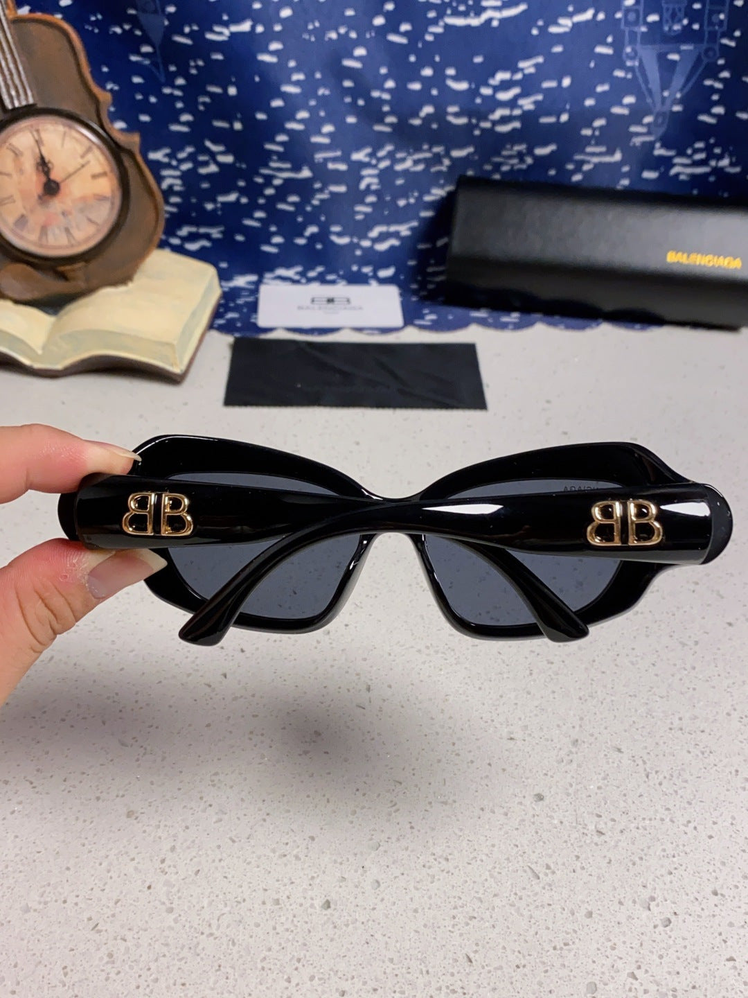 Balenciaga Oversized Brown Lens Sunglasses for Women - 432533 - detail image 6
