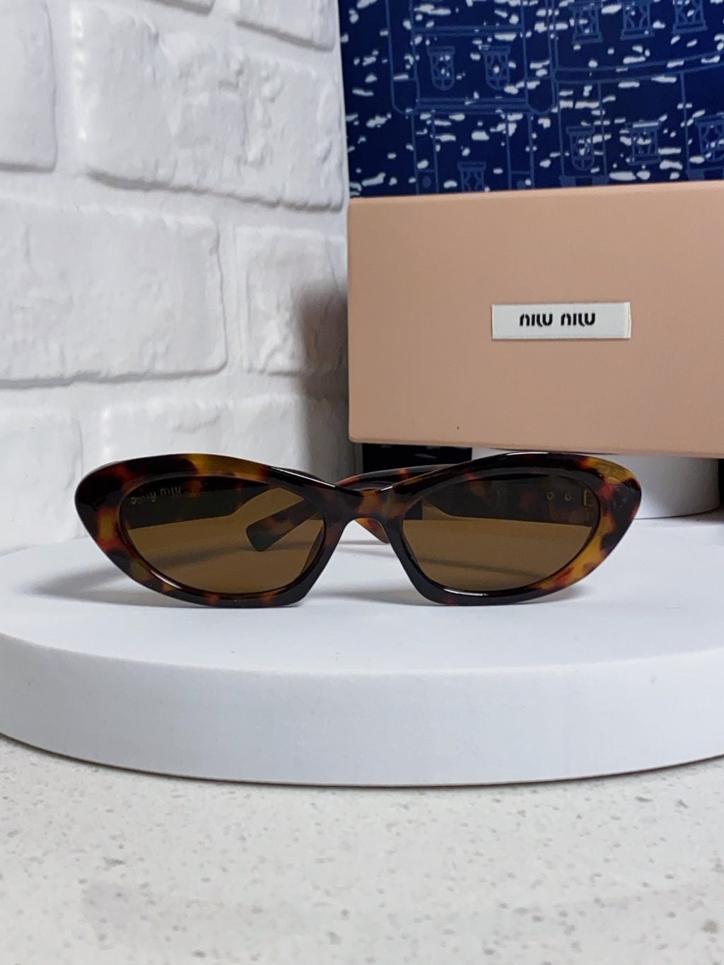Miu Miu Cat-Eye Brown Lens Sunglasses for Men & Women - 487631 - detail image 2