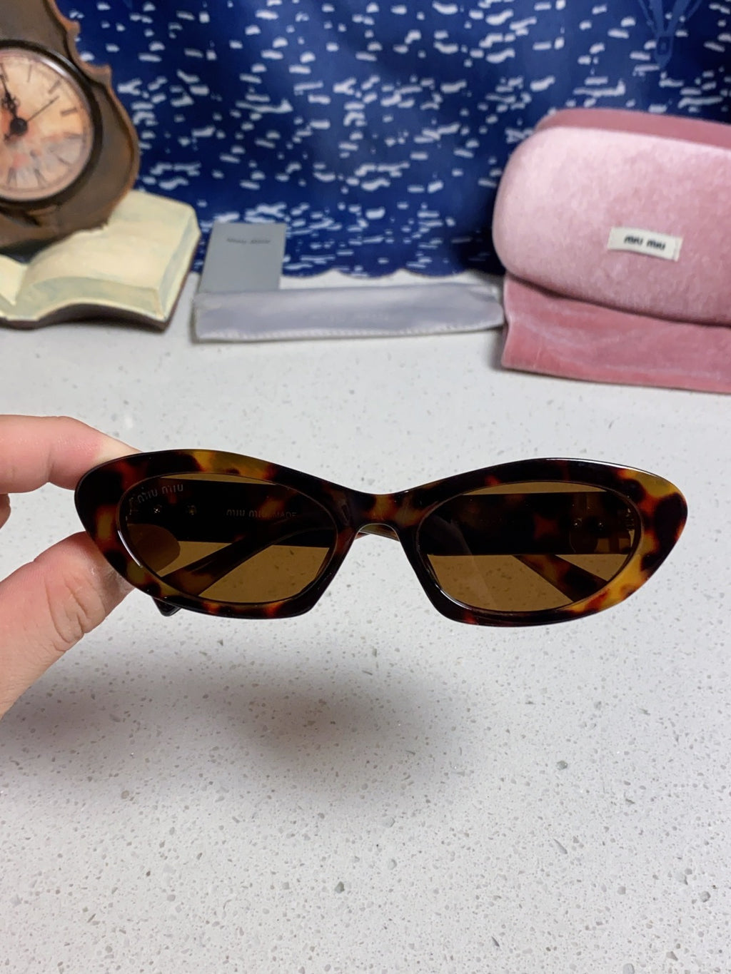 Miu Miu Cat-Eye Brown Lens Sunglasses for Men & Women - 487631 - detail image 4