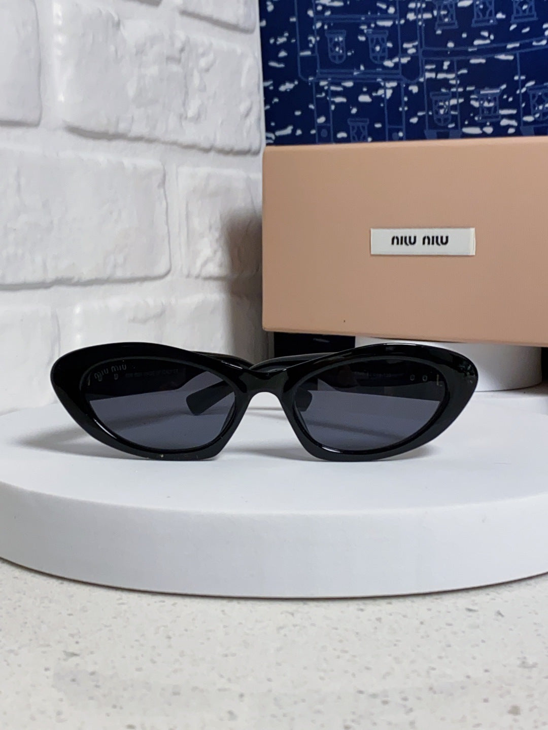 Miu Miu Cat-Eye Black Lens Sunglasses for Men & Women - 487632 - detail image 2