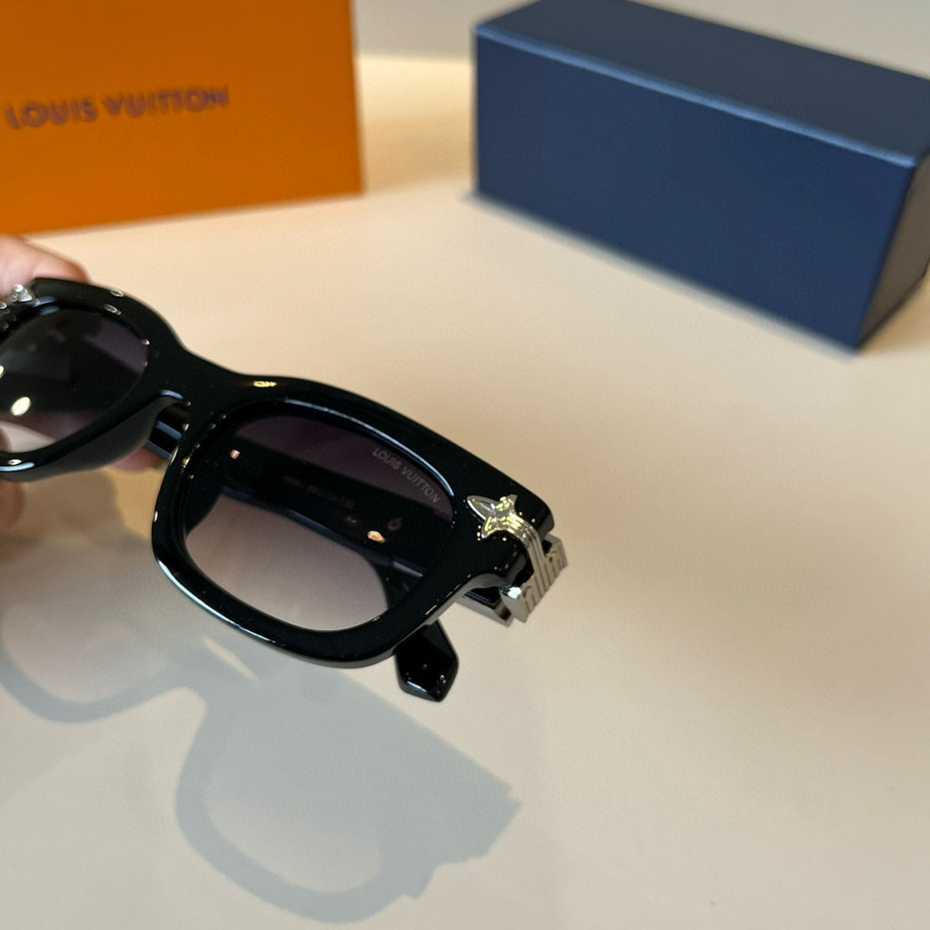 Louis Vuitton Fashion Black Lens Sunglasses for Men & Women - 357611 - detail image 5