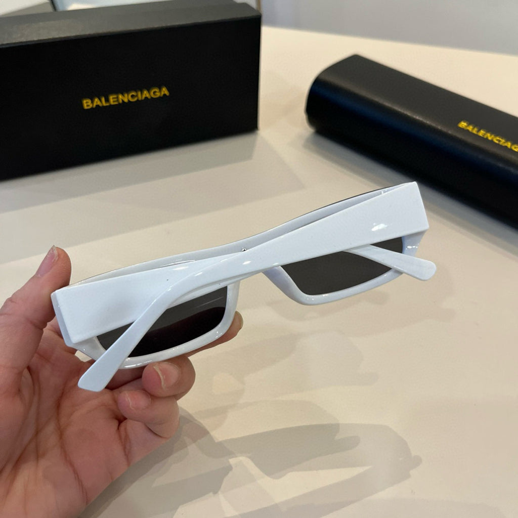 Balenciaga Rectangular Silver Lens Sunglasses for Men & Women - 487544 - detail image 9