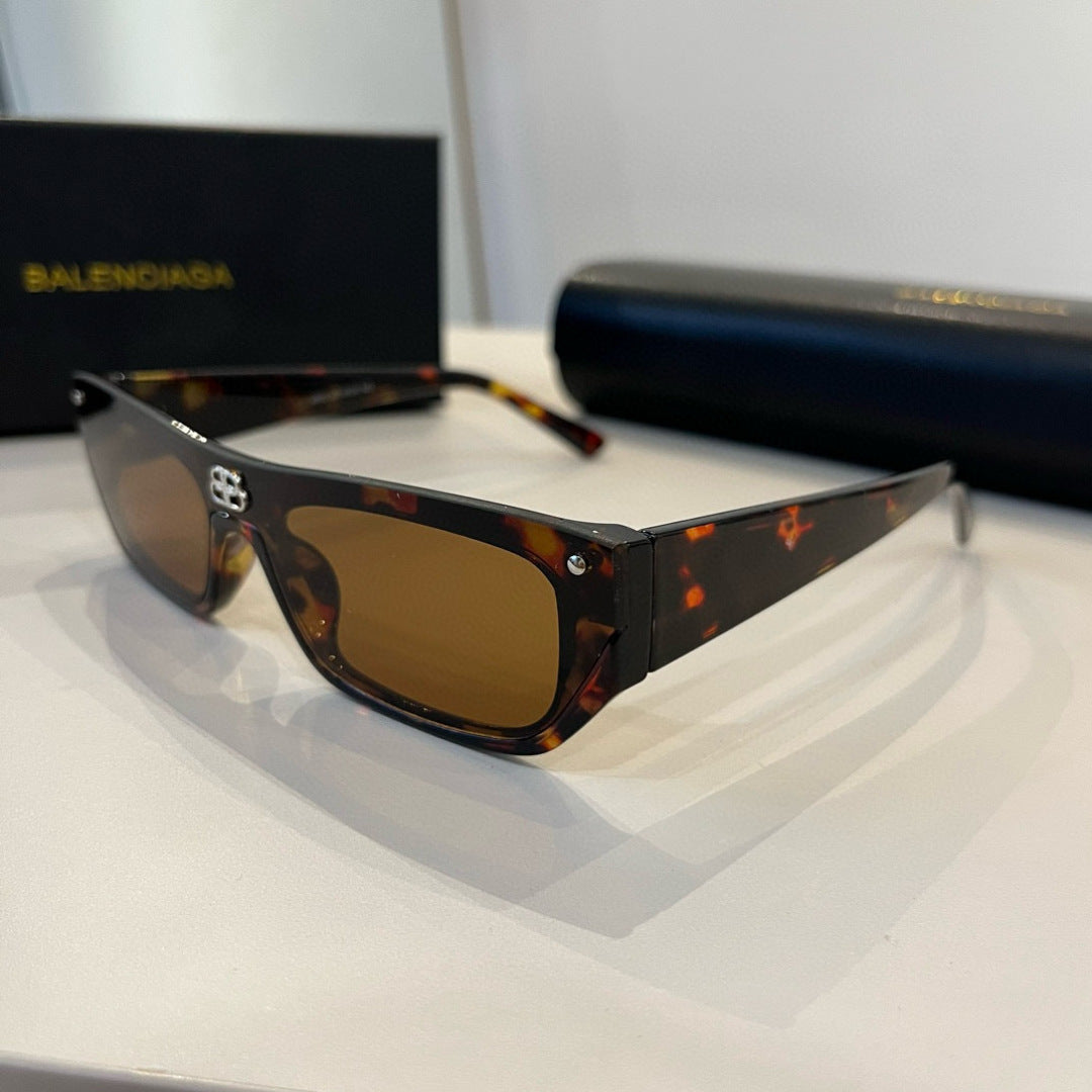 Balenciaga Rectangular Brown Lens Sunglasses for Men & Women - 372341 - detail image 3