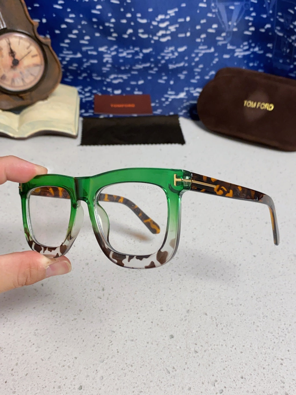 Tom Ford Oversized Green Lens Sunglasses for Men & Women - detail image 6