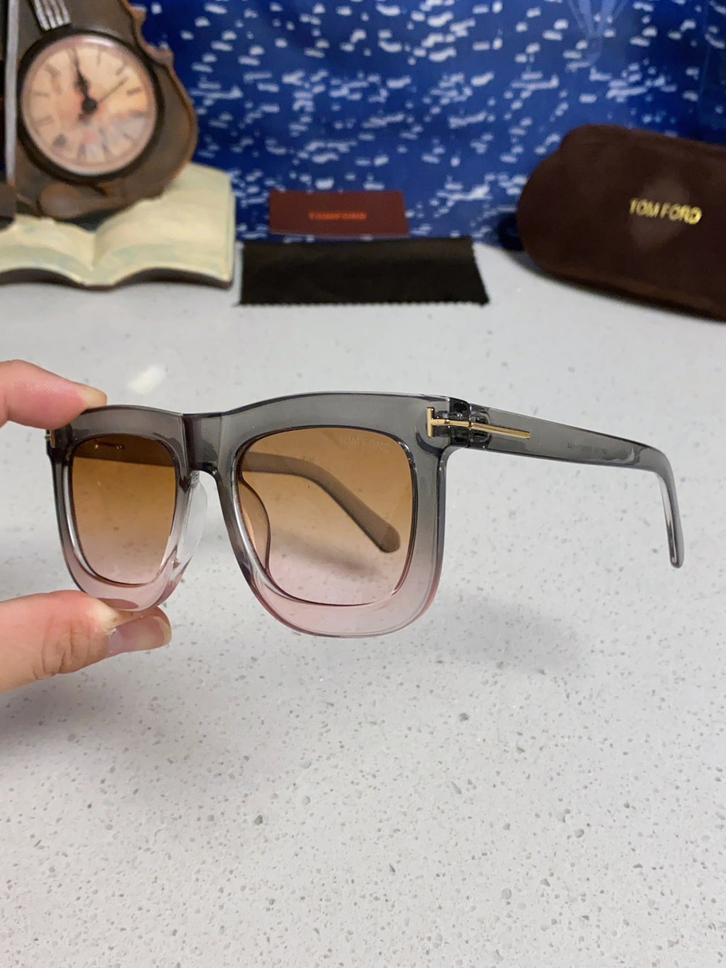 Tom Ford Oversized Brown Lens Sunglasses for Men & Women - 399342 - detail image 6