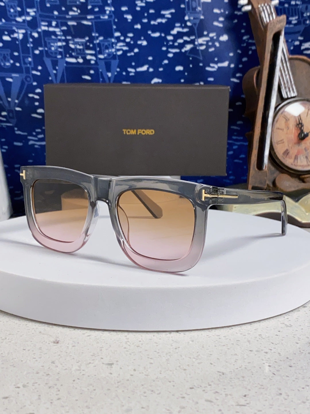Tom Ford Oversized Brown Lens Sunglasses for Men & Women - 399342