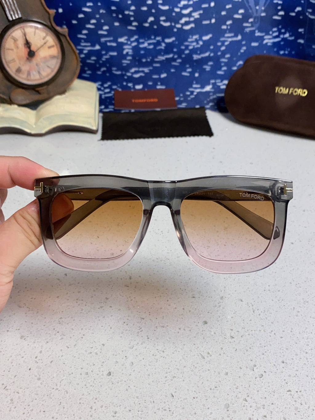 Tom Ford Oversized Brown Lens Sunglasses for Men & Women - 399342 - detail image 4