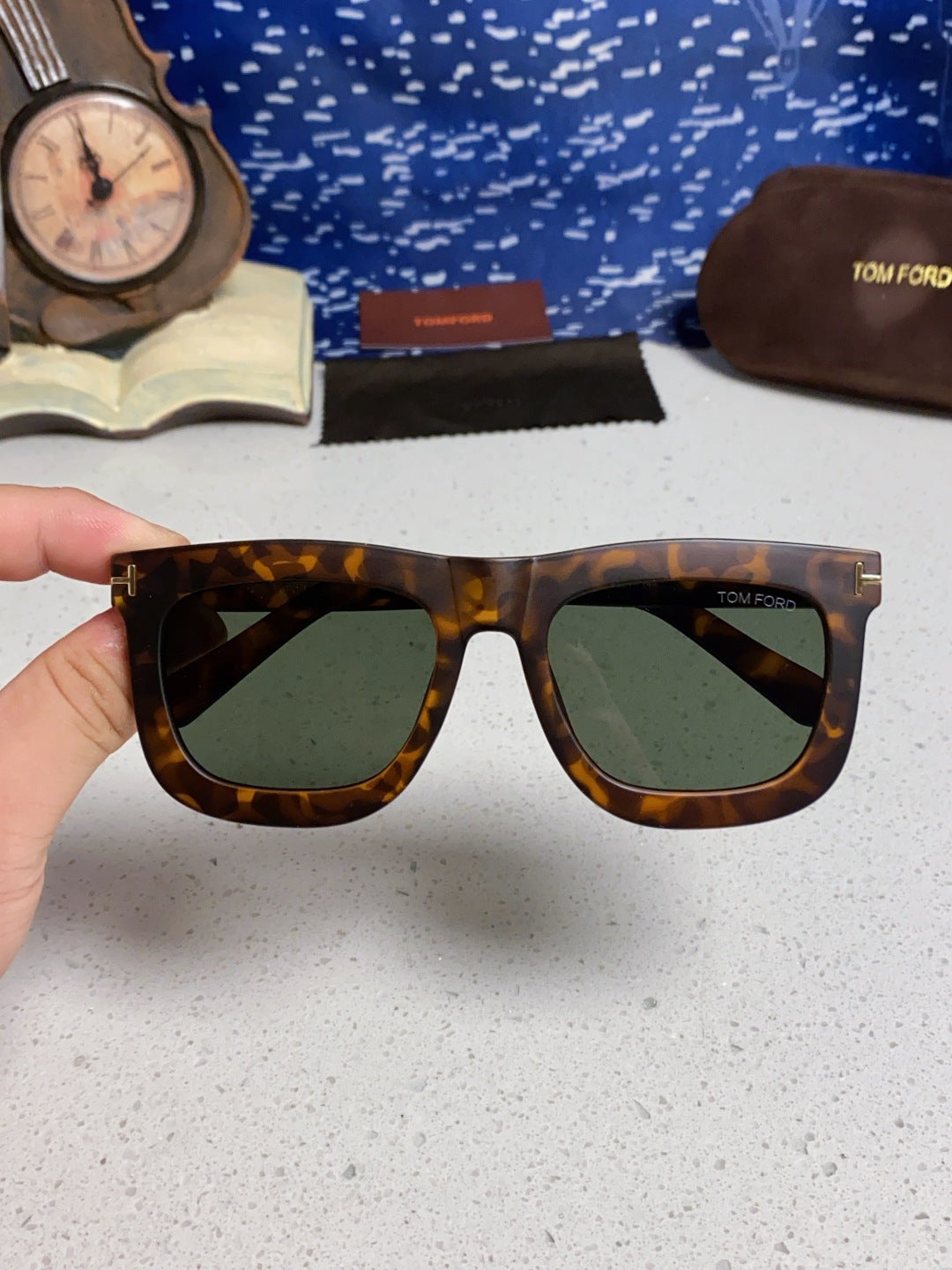 Tom Ford Oversized Brown Lens Sunglasses for Men & Women - 399343 - detail image 3