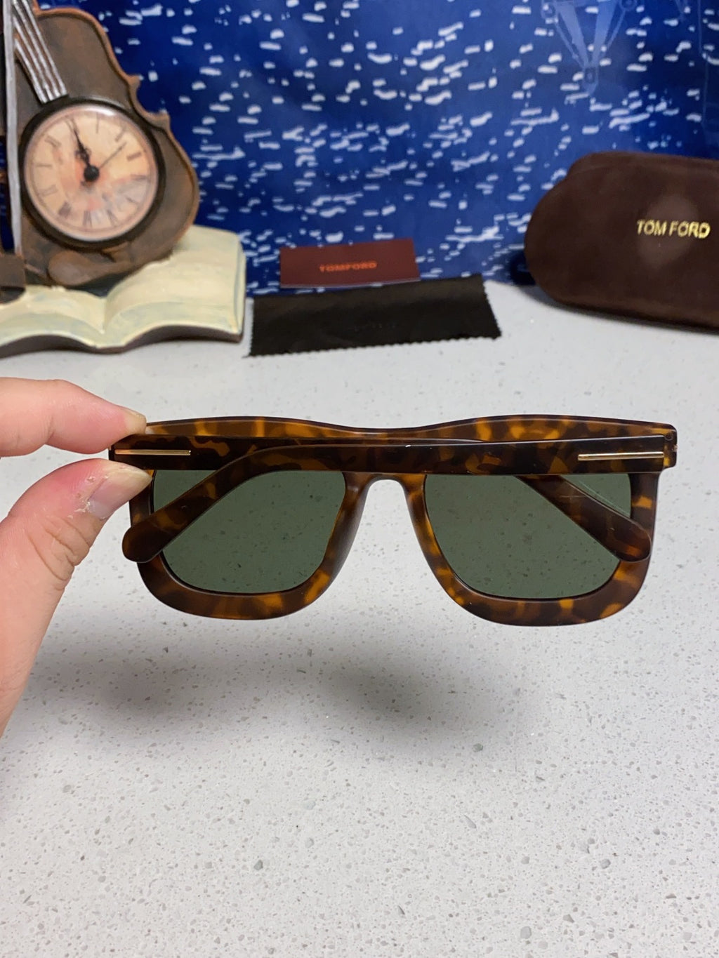 Tom Ford Oversized Brown Lens Sunglasses for Men & Women - 399343 - detail image 4