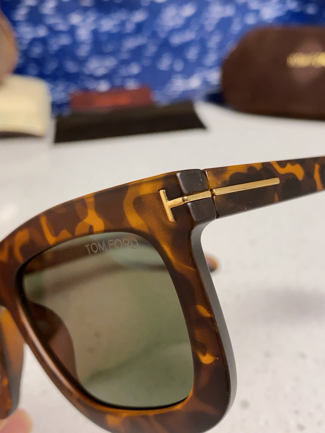 Tom Ford Oversized Brown Lens Sunglasses for Men & Women - 399343 - detail image 6