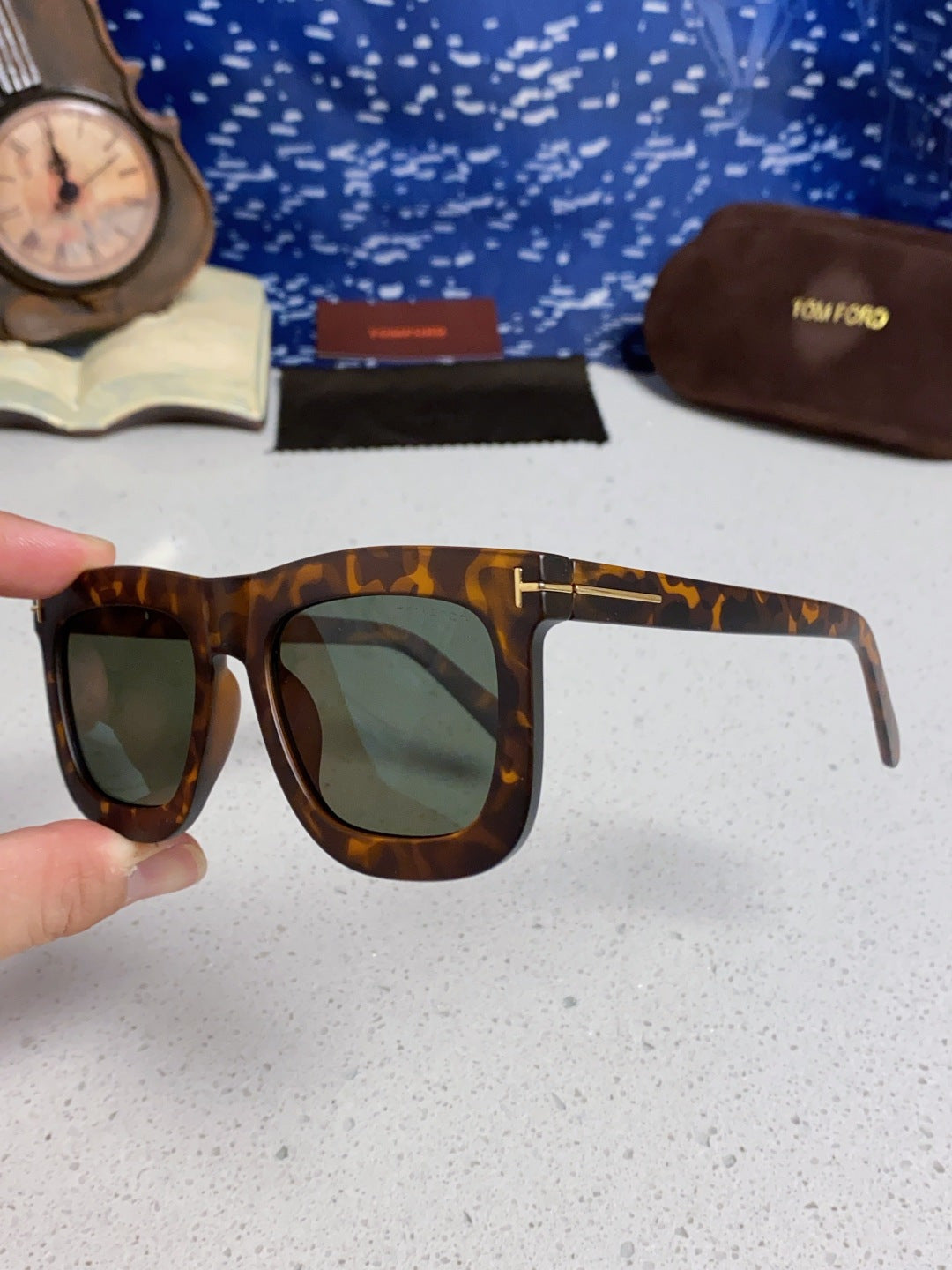 Tom Ford Oversized Brown Lens Sunglasses for Men & Women - 399343 - detail image 5