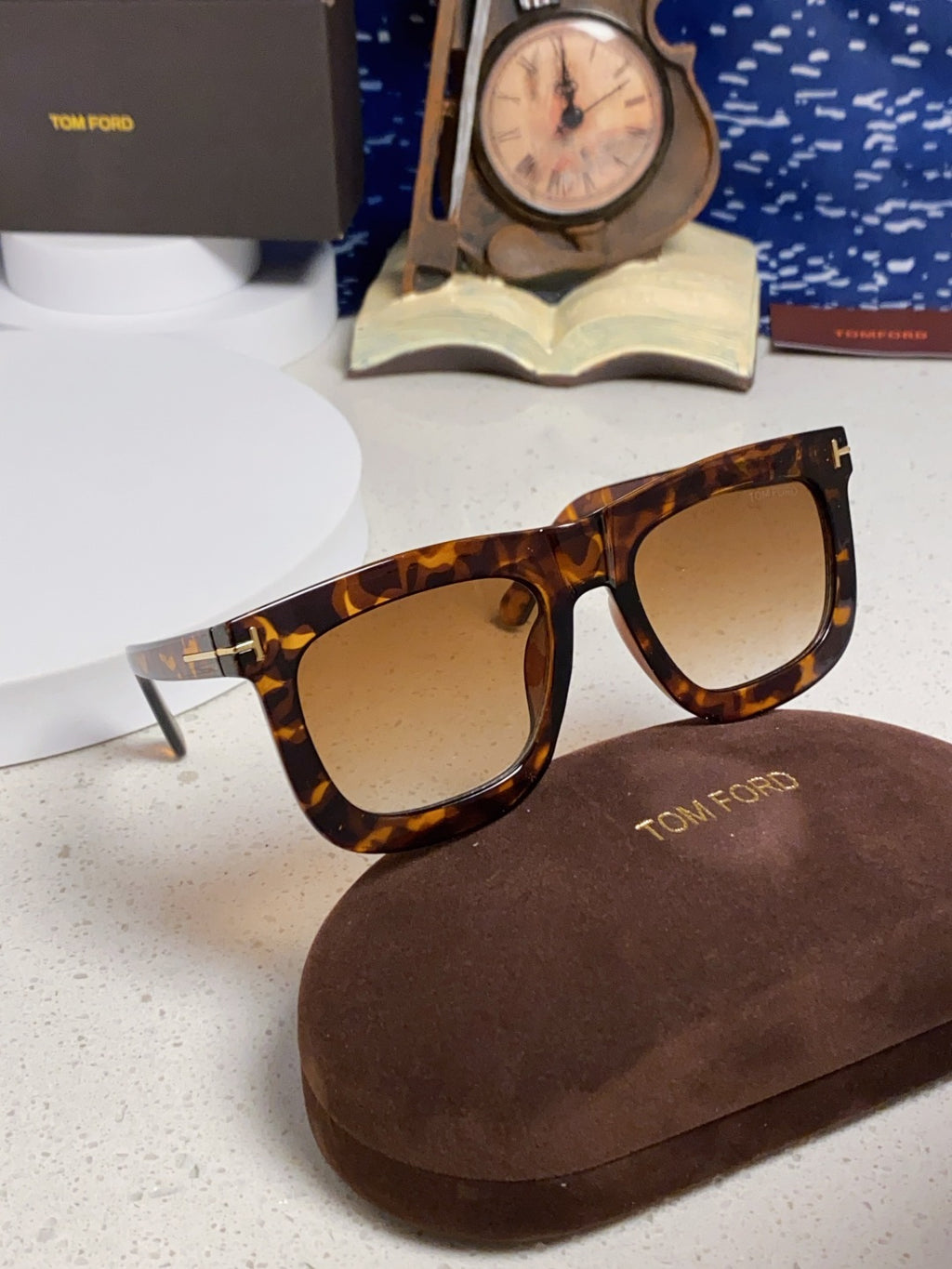 Tom Ford Oversized Brown Lens Sunglasses for Men & Women - detail image 9