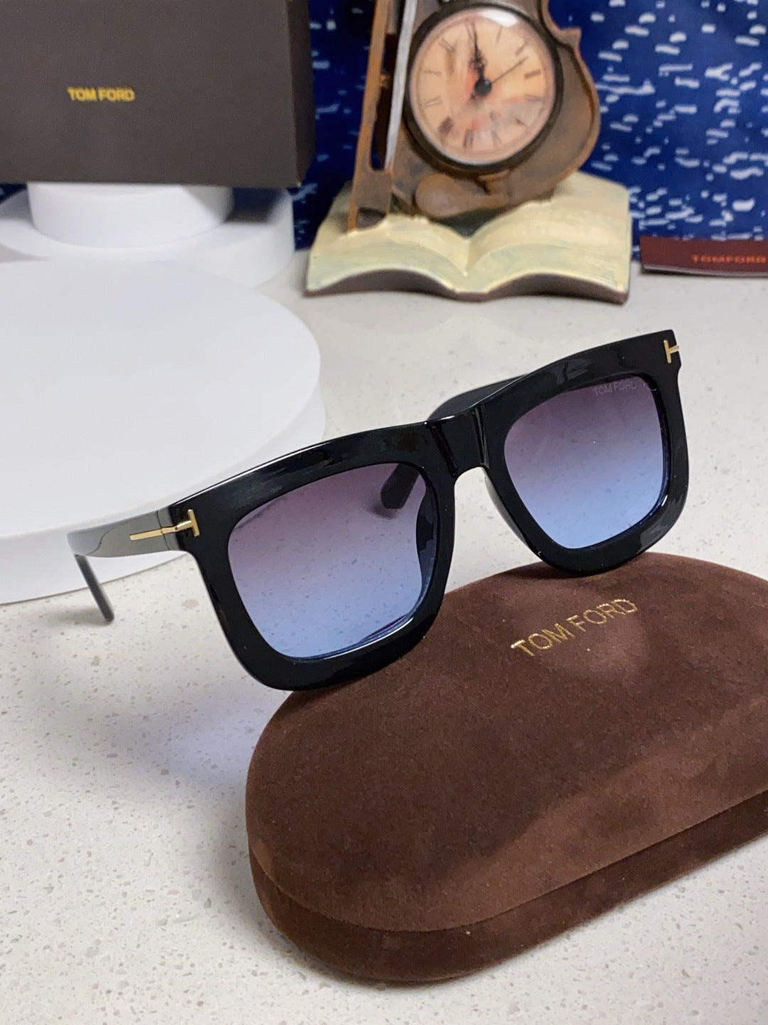 Tom Ford Oversized Blue Lens Sunglasses for Men & Women - detail image 9