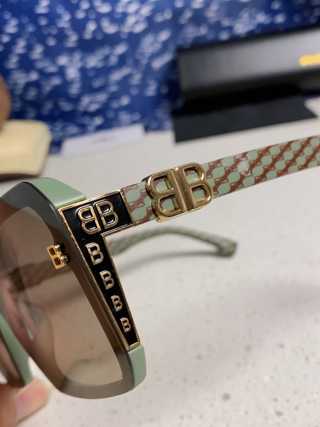 Balenciaga Square Gray Lens Sunglasses for Men & Women - 158570 - detail image 7