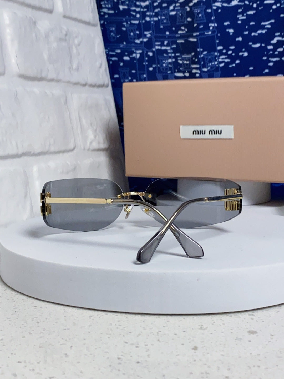 Miu Miu A51S Fashion Silver Lens Sunglasses for Men & Women - 493744 - detail image 3