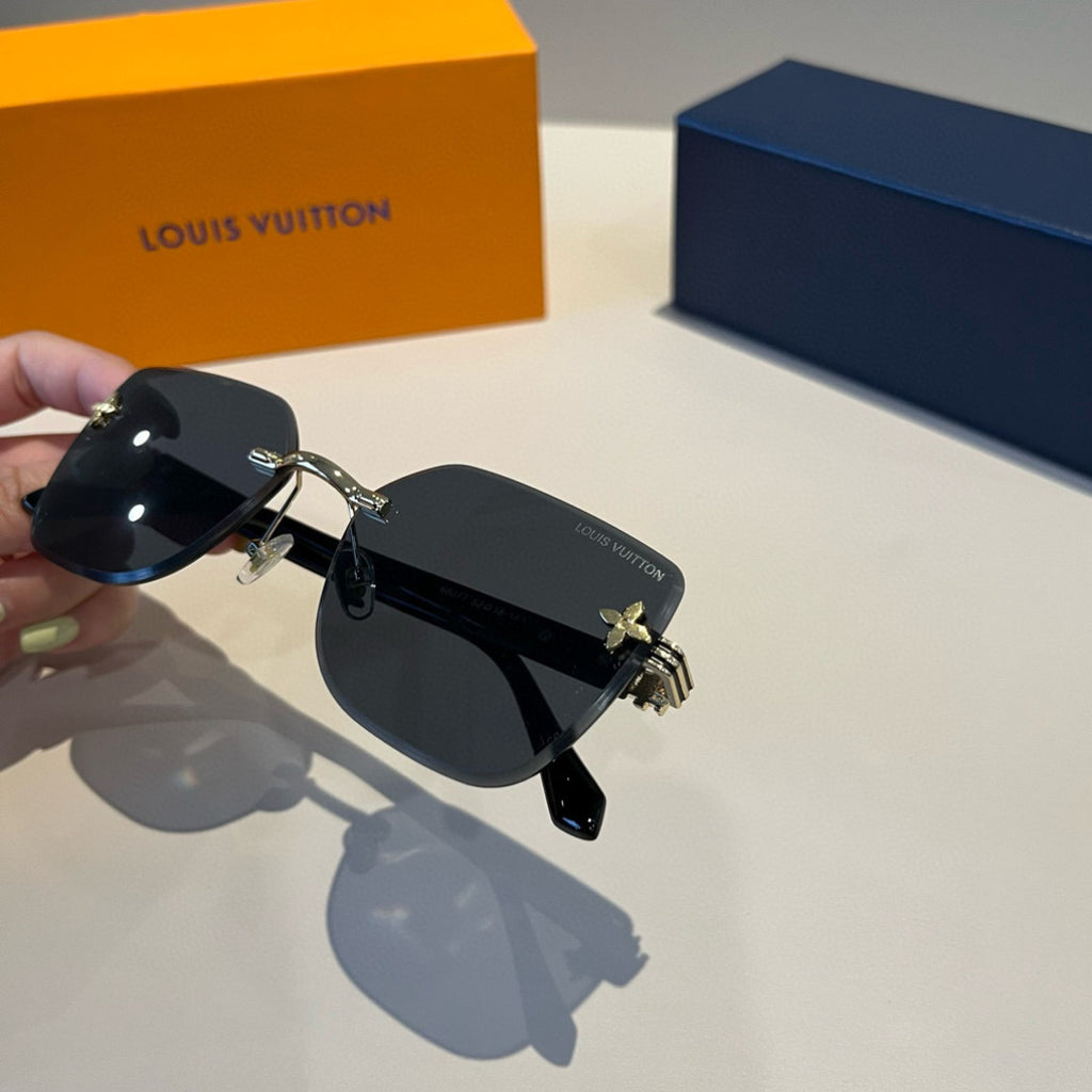 Louis Vuitton Fashion Black Lens Sunglasses for Men & Women - 381787 - detail image 5