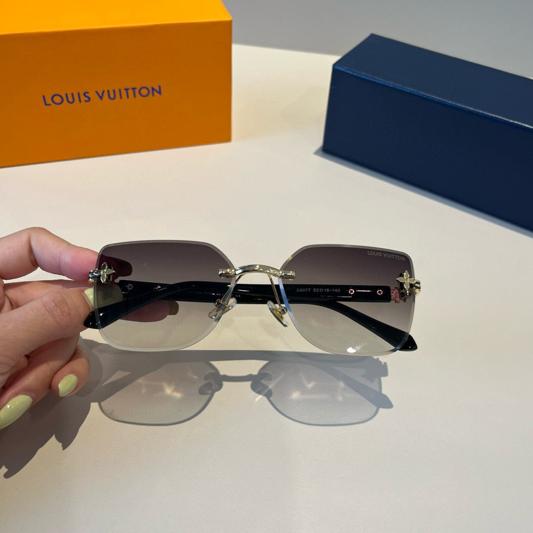 Louis Vuitton Fashion Gray Lens Sunglasses for Men & Women - 381788 - detail image 6