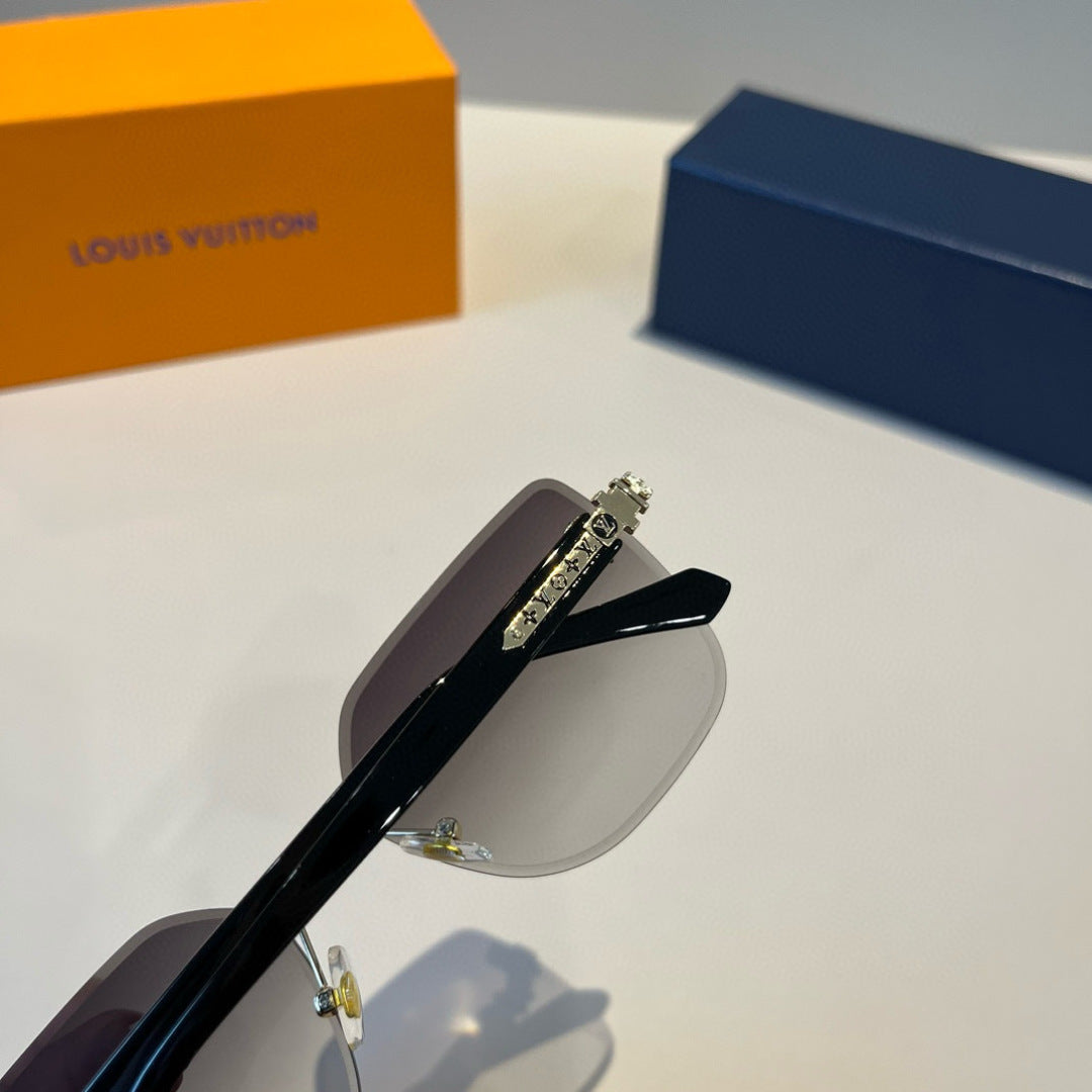 Louis Vuitton Fashion Gray Lens Sunglasses for Men & Women - 381788 - detail image 8