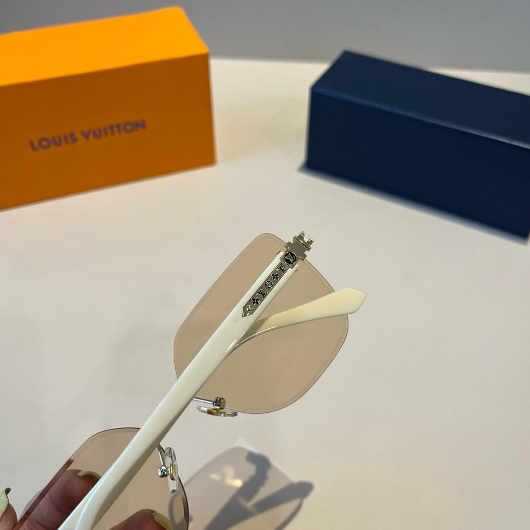 Louis Vuitton Fashion Gold Lens Sunglasses for Men & Women - 381789 - detail image 8