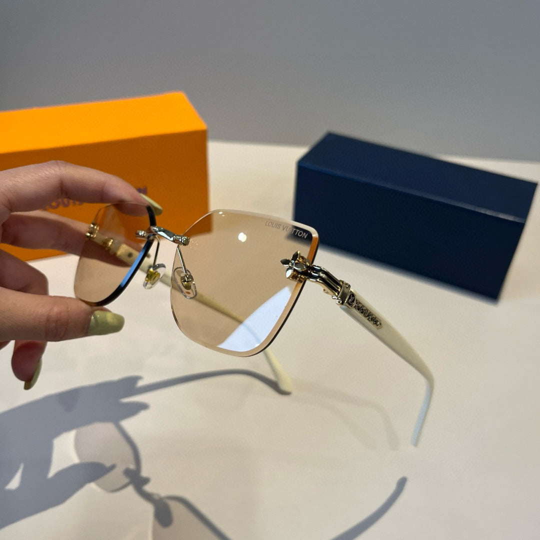 Louis Vuitton Fashion Gold Lens Sunglasses for Men & Women - 381789 - detail image 4