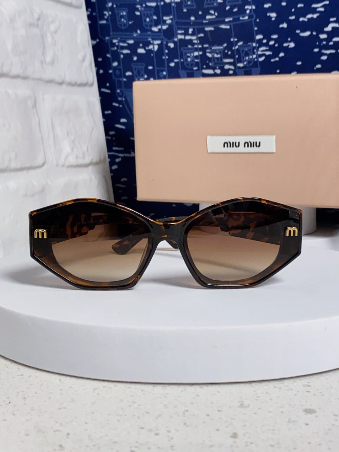 Miu Miu Cat-Eye Brown Lens Sunglasses for Women - detail image 2