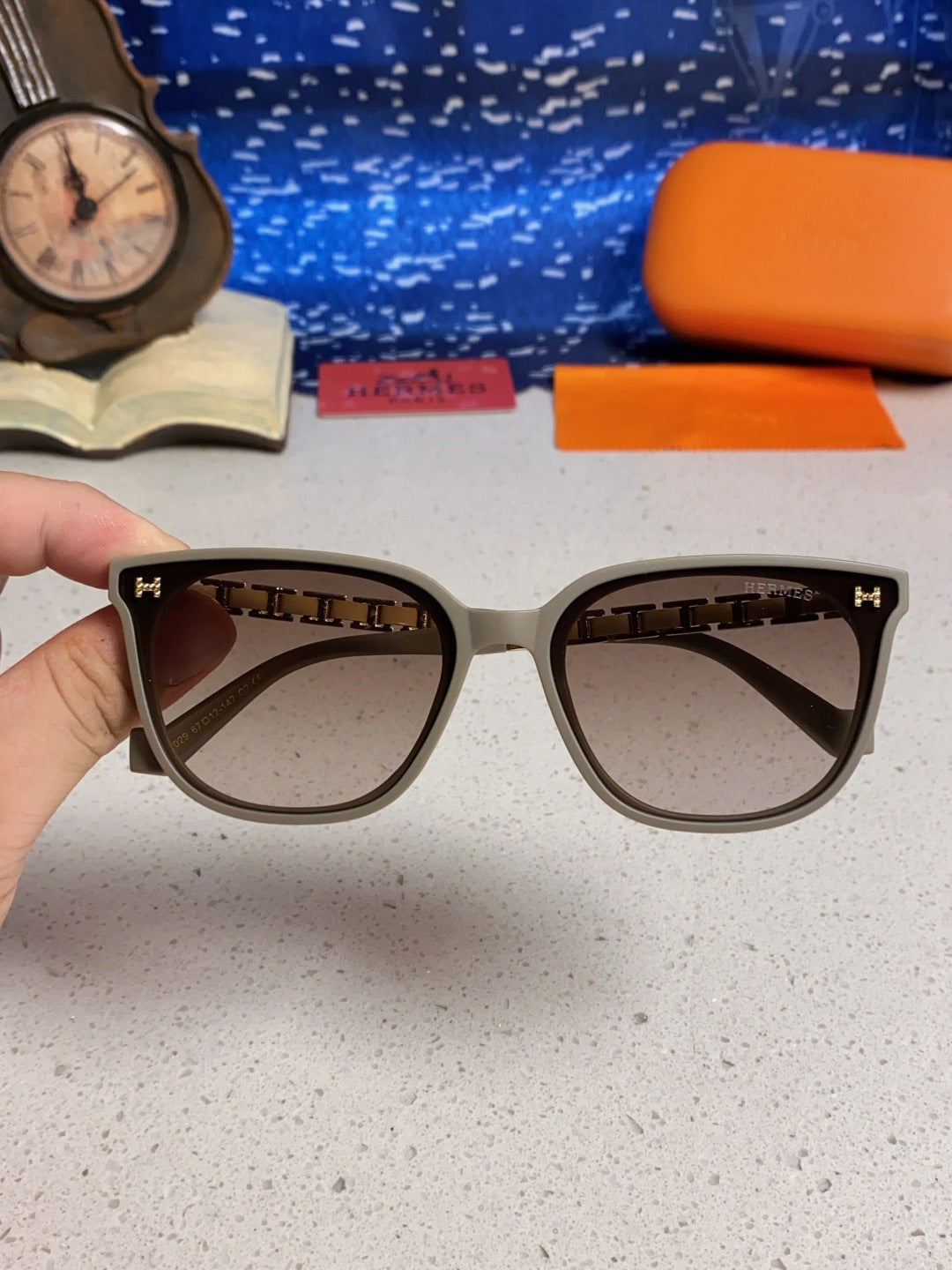Hermès Fashion Brown Lens Sunglasses for Women - detail image 4