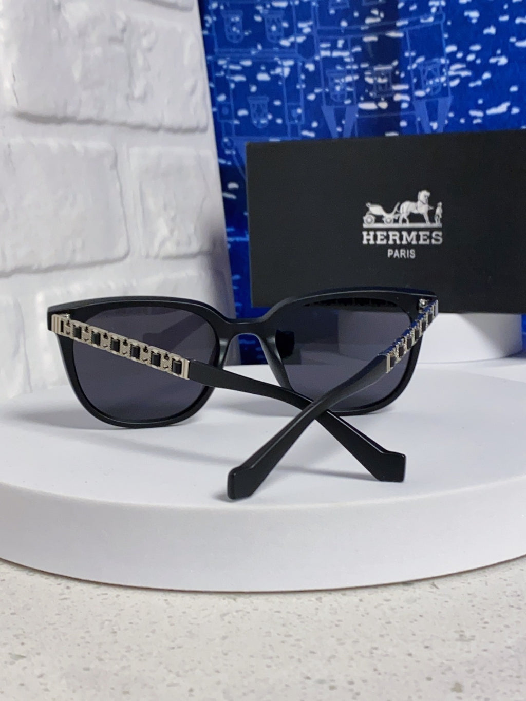 Hermès Fashion Black Lens Sunglasses for Women - detail image 3