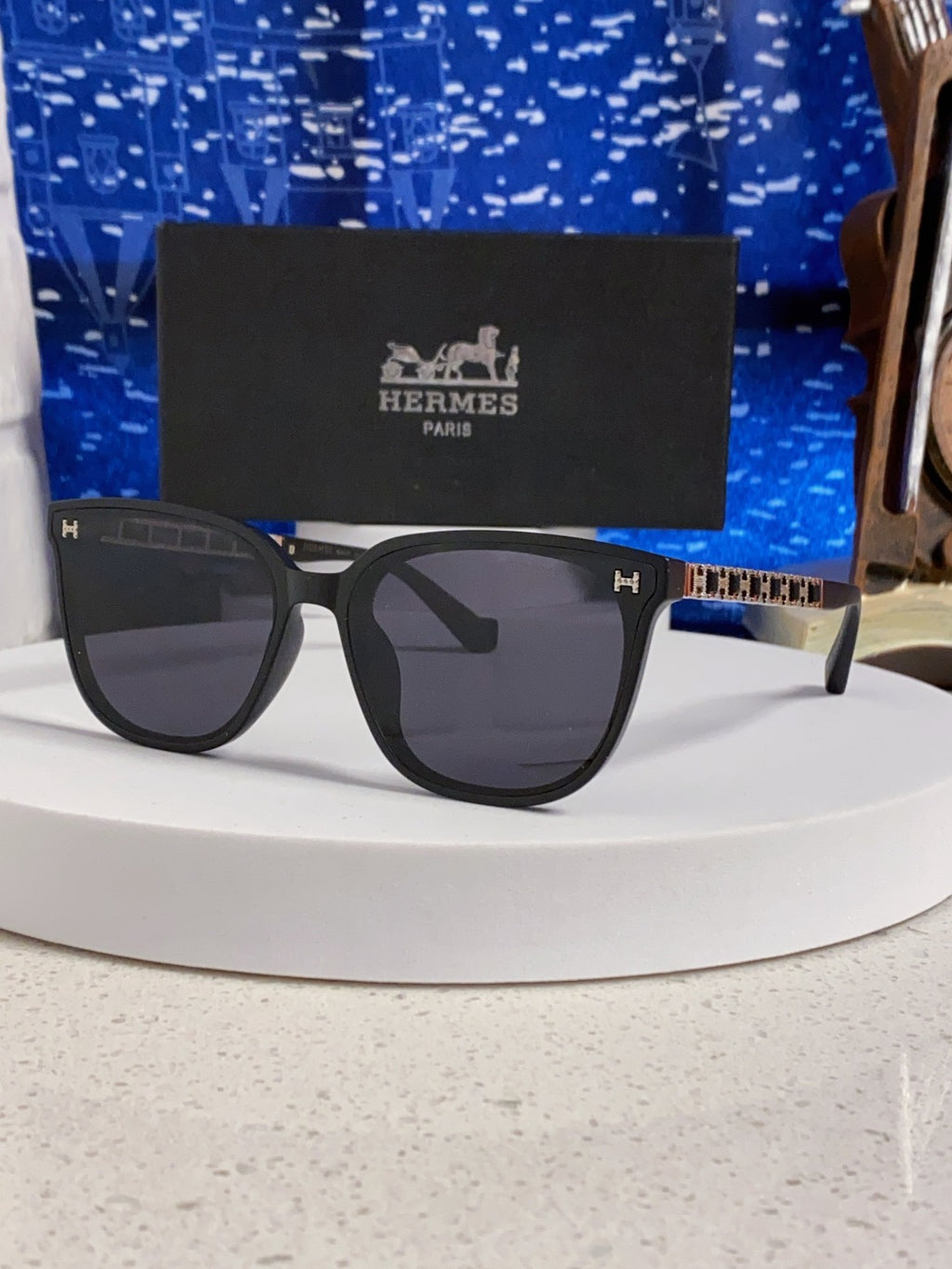 Hermès Fashion Black Lens Sunglasses for Women